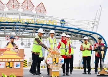 Presiden Jokowi Resmikan Jalan Tol Semarang-Demak Seksi 2 Sayung-Demak