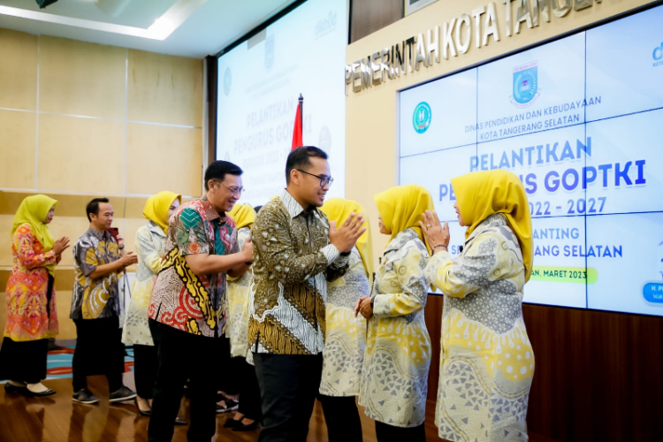 Pelantikan GOPTKI Tangsel, Pilar: Bentuk Komitmen Pemkot Sukseskan Pendidikan TK