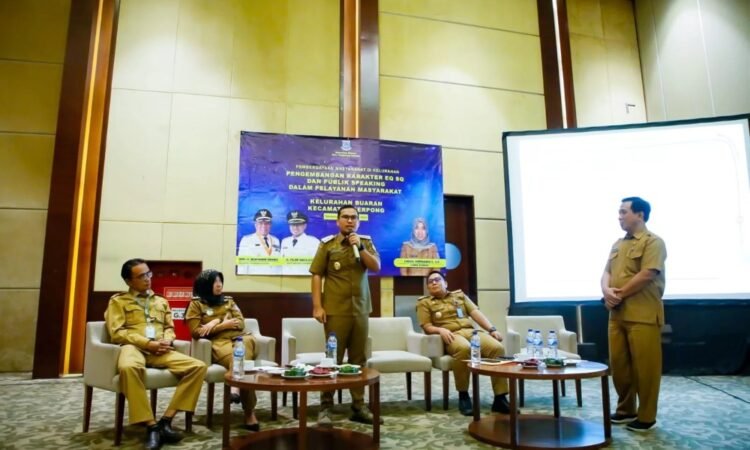 Tekankan Kemampuan Komunikasi Publik, Wawali Pilar Saga Ichsan: Agar Masyarakat Terima Informasi yang Utuh