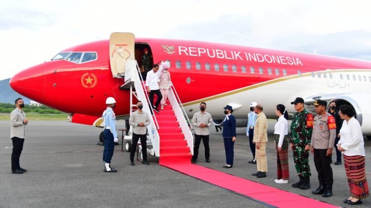 Dari Bali, Presiden Jokowi dan Ibu Iriana Bertolak ke NTT