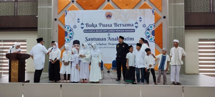 DPP GP NasDem Buka Puasa Bersama Ratusan Anak Yatim dan Gelar Santunan