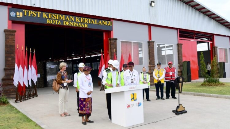 Presiden Jokowi Resmikan TPST Kesiman Kertalangu