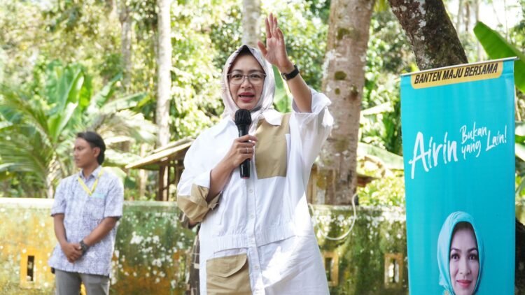 Airin Rachmi Diany Disambut Meriah, Tokoh Masyarakat: Bentuk Kasih Sayang