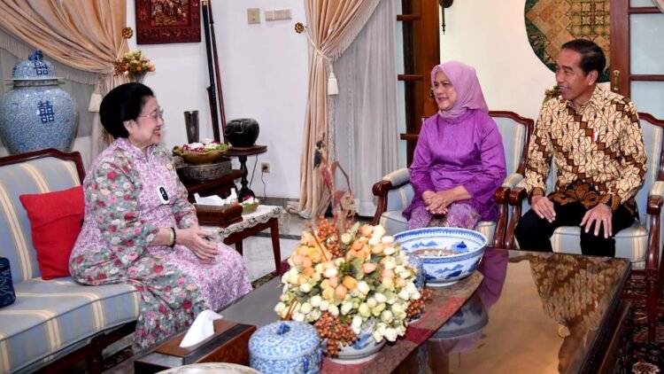 Presiden Jokowi Silaturahmi dengan Presiden Ke-5 RI Megawati Soekarnoputri