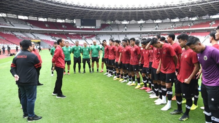 Presiden Jokowi Temui Pemain Timnas U-20 di Stadion Utama GBK