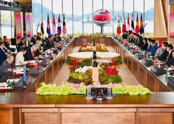 Bertemu ASEAN Youth, Presiden Jokowi Dorong Generasi Muda Maksimalkan Potensi Besar ASEAN