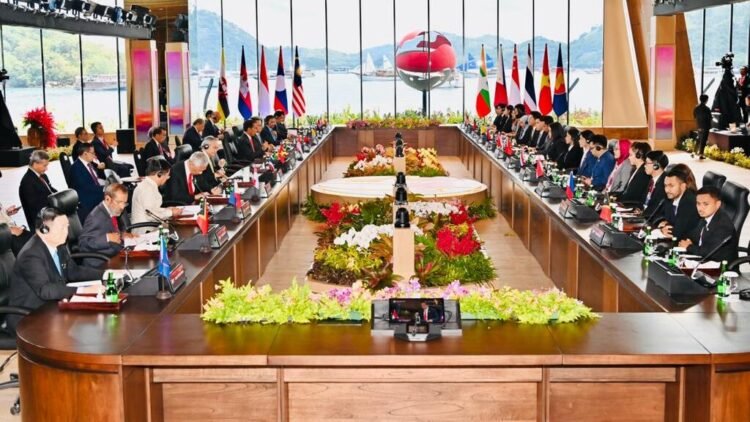 Bertemu ASEAN Youth, Presiden Jokowi Dorong Generasi Muda Maksimalkan Potensi Besar ASEAN