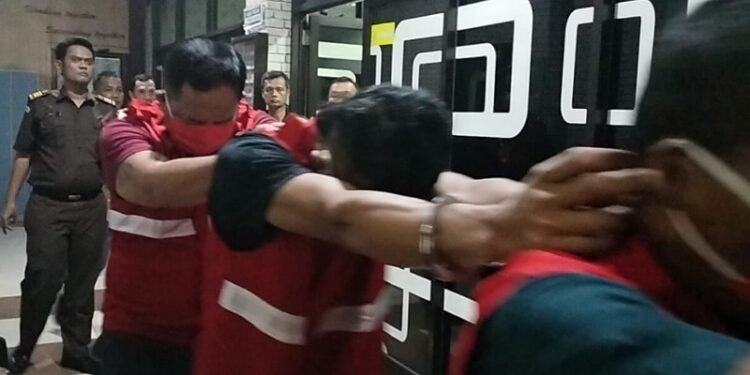 Pengoplos Ratusan Tabung Gas Elpiji Subsidi, 5 Pelaku Digiring ke LP Jambe