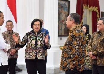 Presiden Jokowi Terima Pansel Pemilihan Calon Anggota Dewan Komisioner OJK
