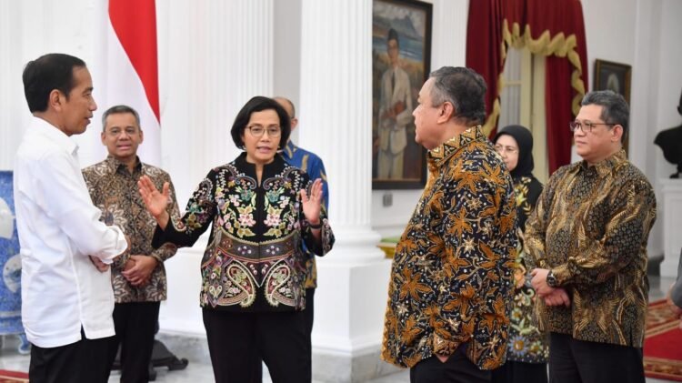 Presiden Jokowi Terima Pansel Pemilihan Calon Anggota Dewan Komisioner OJK