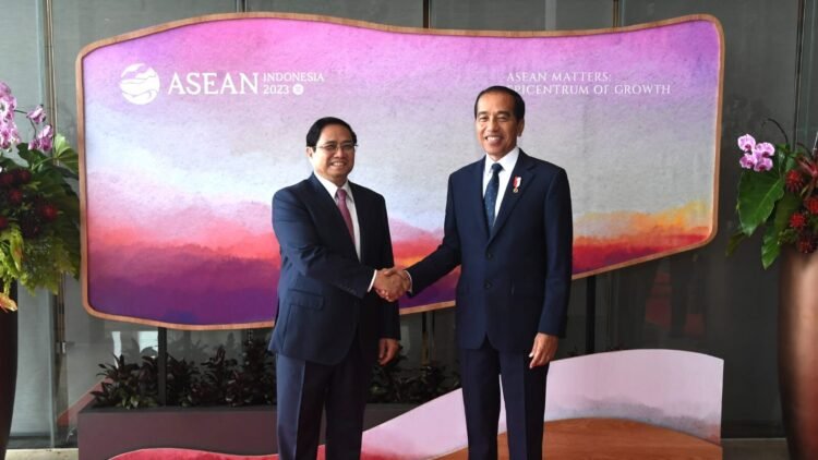 Presiden Jokowi dan PM Vietnam Bahas Peningkatan Kerja Sama Perdagangan dan Investasi