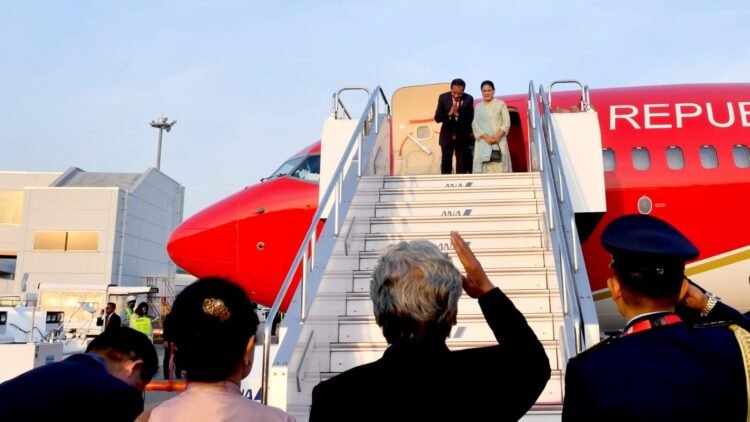 Presiden dan Ibu Iriana Bertolak ke Tanah Air