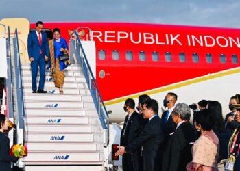 Presiden dan Ibu Iriana Tiba di Hiroshima