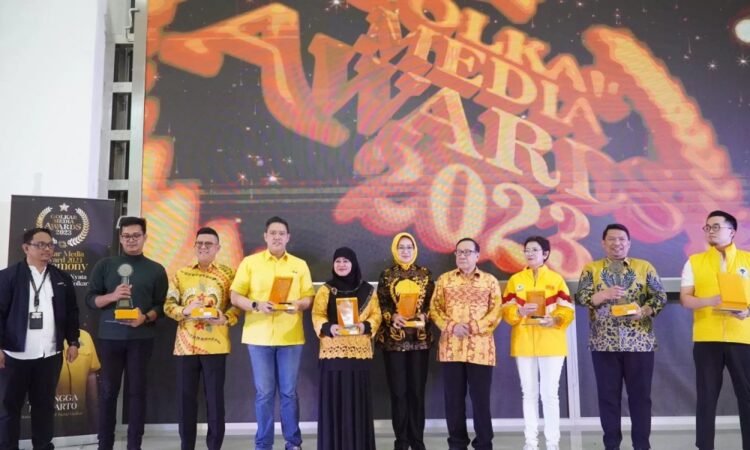 Bakal Calon Gubernur Banten Airin Rachmi Diany Raih Penghargaan Golkar Media Awards 2023