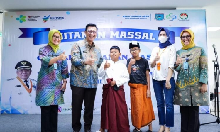 Gelar Khitanan Massal, Sekda Bambang Apresiasi DWP Kota Tangsel 