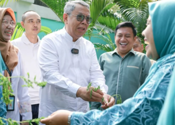 Hadiri Gerakan Menanam Sejuta Pohon Kelor, Benyamin: Banyak Manfaat dan Penting untuk Ketahanan Pangan