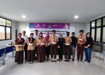 Paramount Land  Selenggarakan Kegiatan Pemeriksaan Mata dan Pemberian Kacamata untuk Pelajar di Tangerang