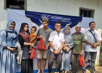 WOM Finance Kantor Cabang Balaraja Salurkan Paket Daging Hewan Kurban kepada Masyarakat Sekitar