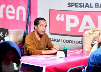 Presiden Jajal Kuliner Bakmi Legendaris di Yogyakarta