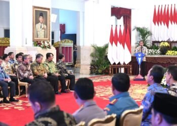 Presiden Jokowi Terima Laporan Hasil Pemeriksaan atas LKPP dan IHPS II Tahun 2022