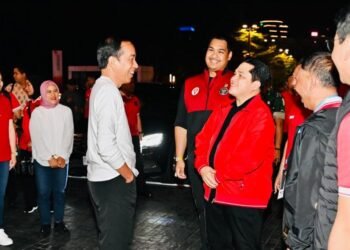 Tiba di GBK, Presiden Disambut Ketum PSSI