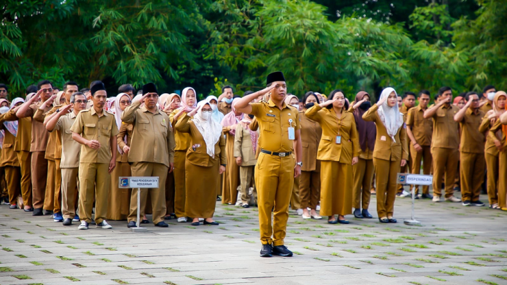 Apel di Lingkungan Pusat Pemerintah Kota <a href=