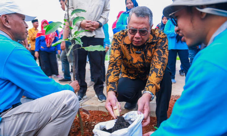 Hari Buah Internasional, Benyamin: Lakukan Penghijauan dan Penanaman Buah