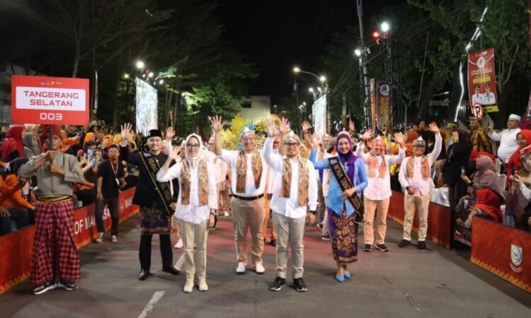 Di Karnaval Budaya Apeksi, Pilar Kenalkan Batik Khas Tangsel