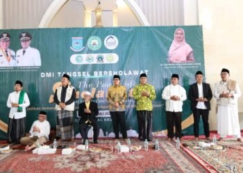 Hadiri DMI Tangsel Bersholawat, Pilar Paparkan Program Keagamaan di Tangsel