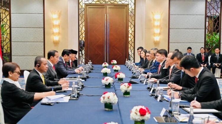 Indonesia Jalin Kerja Sama dengan Perusahaan Kaca Tiongkok untuk Hilirisasi Industri Kaca