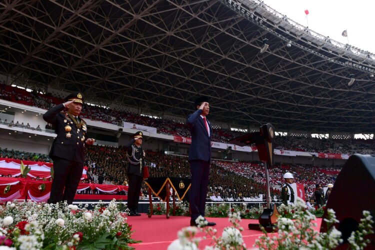 Presiden Jokowi Pimpin Upacara Peringatan Ke-77 Hari Bhayangkara