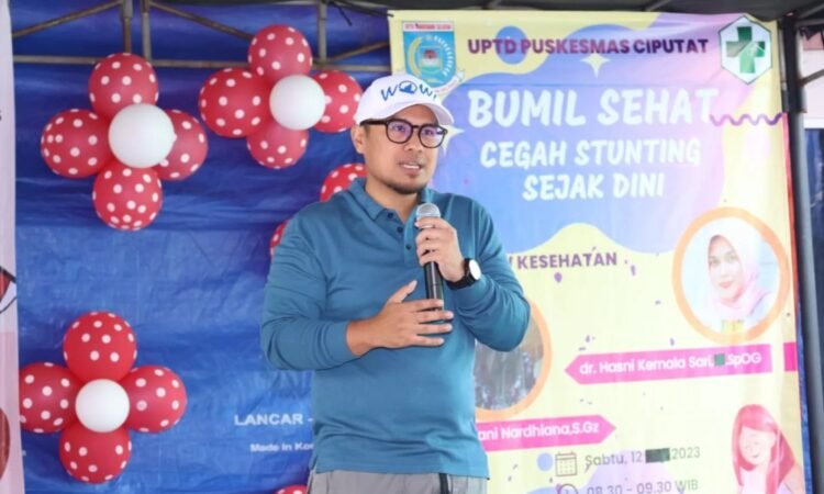 Pilar Apresiasi Semangat dan Kekompakan Warga RW 12 Cipayung