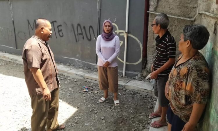 Atasi Genangan, Disperkimta Tangsel Lakukan Penataan Jalan dan Drainase di Jombang