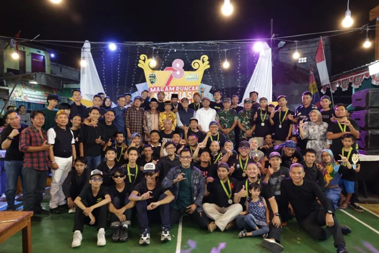 Tutup Malam Puncak HUT ke-78 RI di RW 03 Ciputat, Pilar: Terus Bersatu untuk Hal Positif