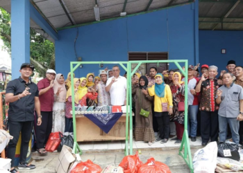 Benyamin Apresiasi Pengelolaan Bank Sampah Arta Tri Manunggal di Pamulang