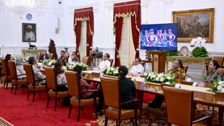 Diterima Presiden Jokowi, Butet Kartaredjasa Jelaskan Tarian untuk IKN