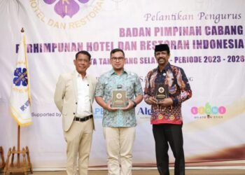 Hadiri Pelantikan Pengurus PHRI Tangsel, Pilar: Terus Bersinergi dan Kerja Sama untuk Kembangkan Inovasi Pariwisata