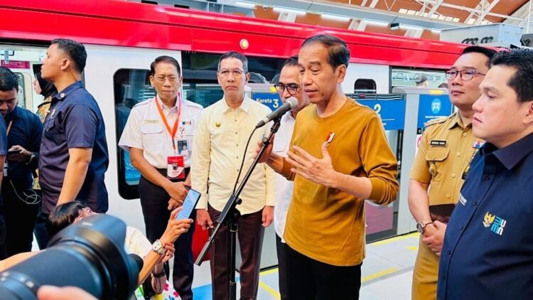 Jajal LRT Jabodebek, Presiden Jokowi: Keamanan dan Keselamatan Harus Diutamakan