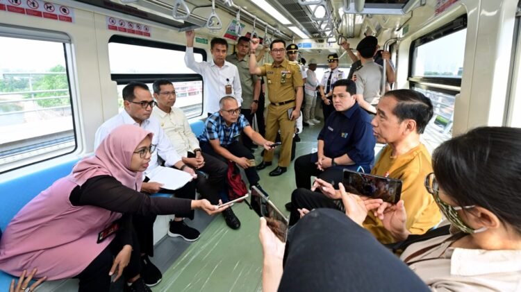 Kesan Para Awak Media Coba Moda Tranportasi LRT