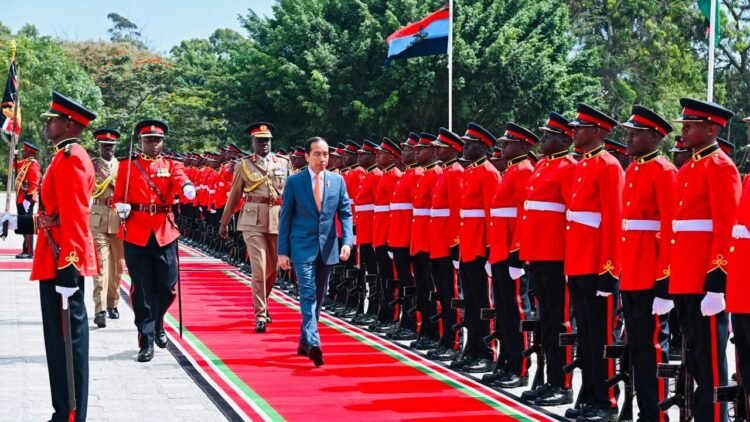 Presiden Jokowi Disambut Secara Kenegaraan oleh Presiden Ruto