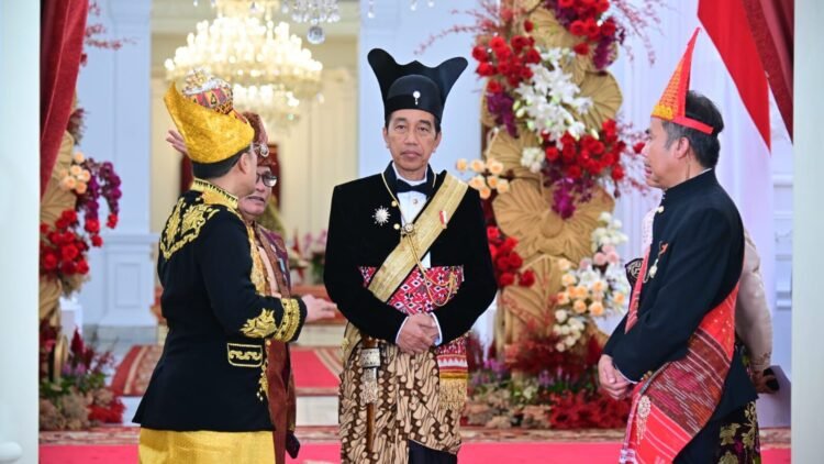Presiden Jokowi Kenakan Pakaian Khas Kesunanan Surakarta pada HUT Ke-78 RI