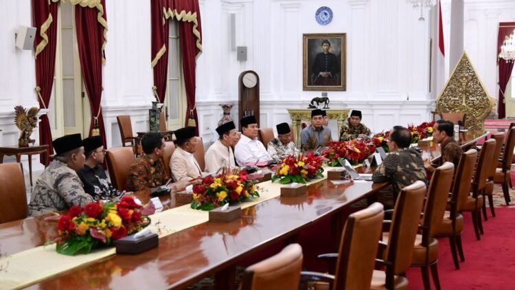 Presiden Jokowi Terima Panitia Pelaksana Muktamar Sufi Internasional