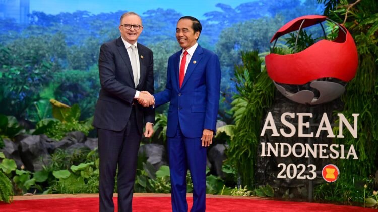 Bertemu PM Albanese, Presiden Jokowi Harap Australia Jadi Jembatan Perkuat Kolaborasi ASEAN-PIF