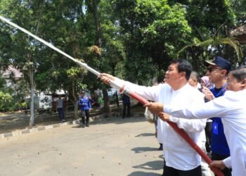 Kawasan Puspemkab Tangerang Disemprot Eco Enzim untuk Kurangi Polusi Udara