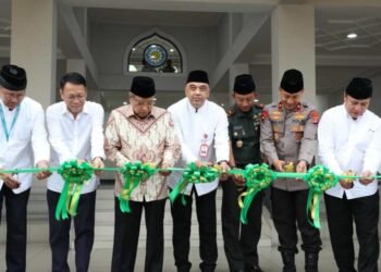 Masjid Nur Suvarna Sutera Diresmikan