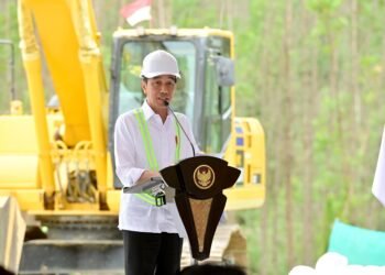 Presiden Jokowi Apresiasi Dukungan FIFA pada Pusat Pelatihan Nasional di IKN