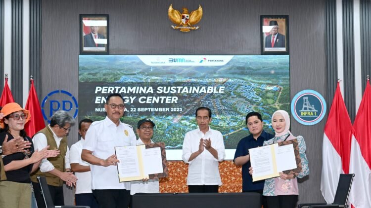 Presiden Jokowi Saksikan Penandatanganan Kerja Sama Pertamina dengan Otorita IKN