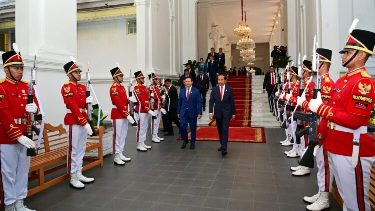 Presiden Jokowi dan PM Kamboja Bahas Ketahanan Pangan hingga Perlindungan WNI