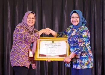 11 Desa dan Kelurahan di Kecamatan Legok Menuju Desa Sadar Hukum