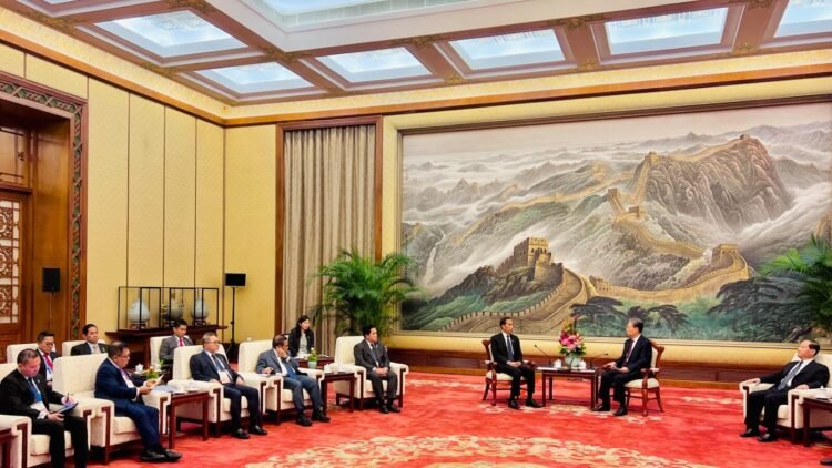 Presiden Jokowi dan Ketua Zhao Leji Apresiasi Peningkatan Kerja Sama Indonesia-RRT